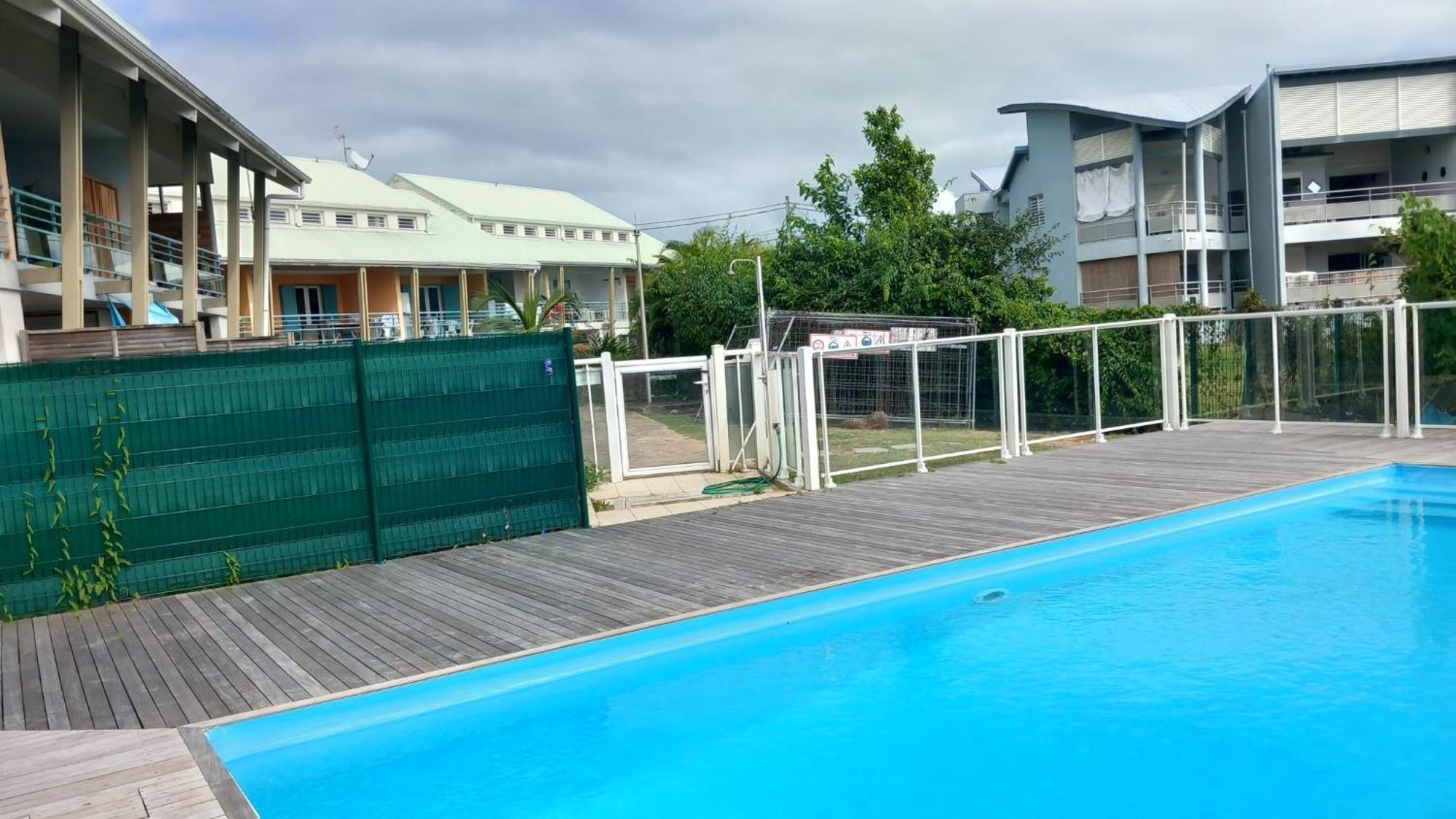 Le Petit Havre De Paix Du Gosier Appartement Le Gosier  Buitenkant foto